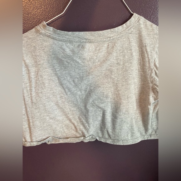 PACSUN basics cropped t-shirt - Picture 2 of 2